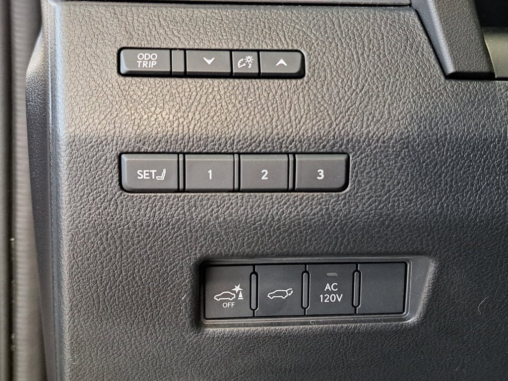 Used 2024 Lexus GX 550 image 13