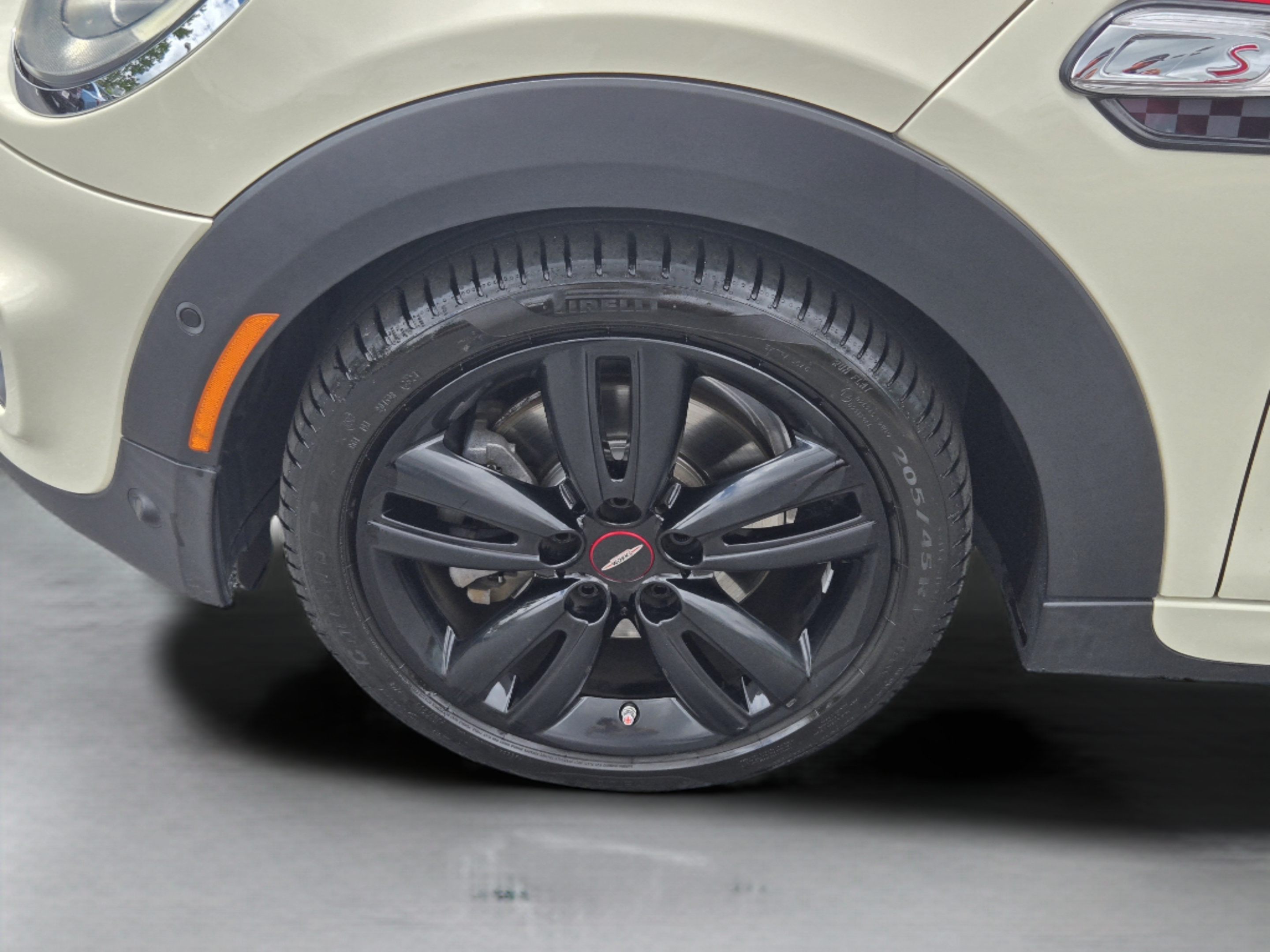 Used 2018 MINI Cooper S FWD image 11