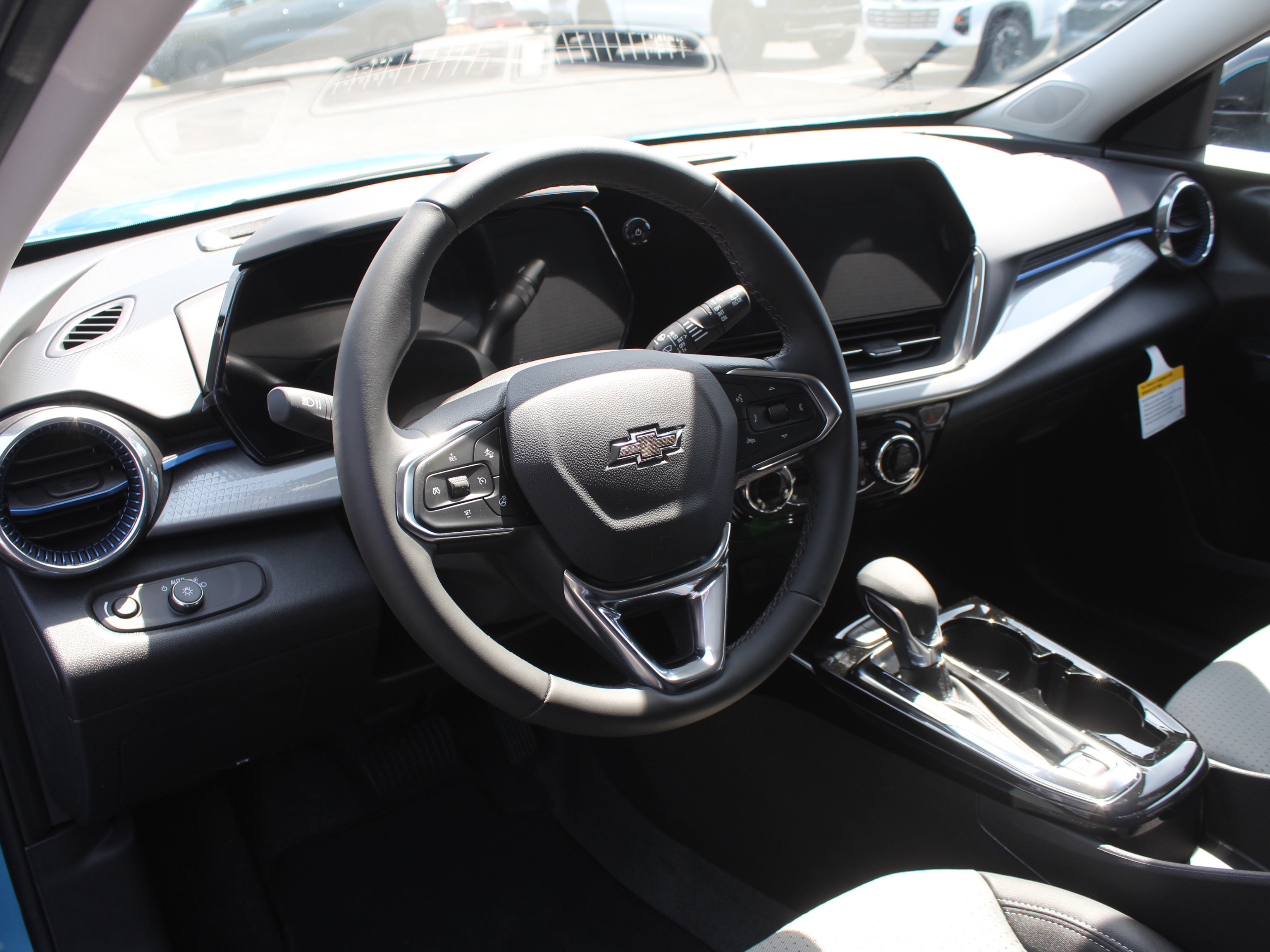 New 2026 Chevrolet Trax LT image 10