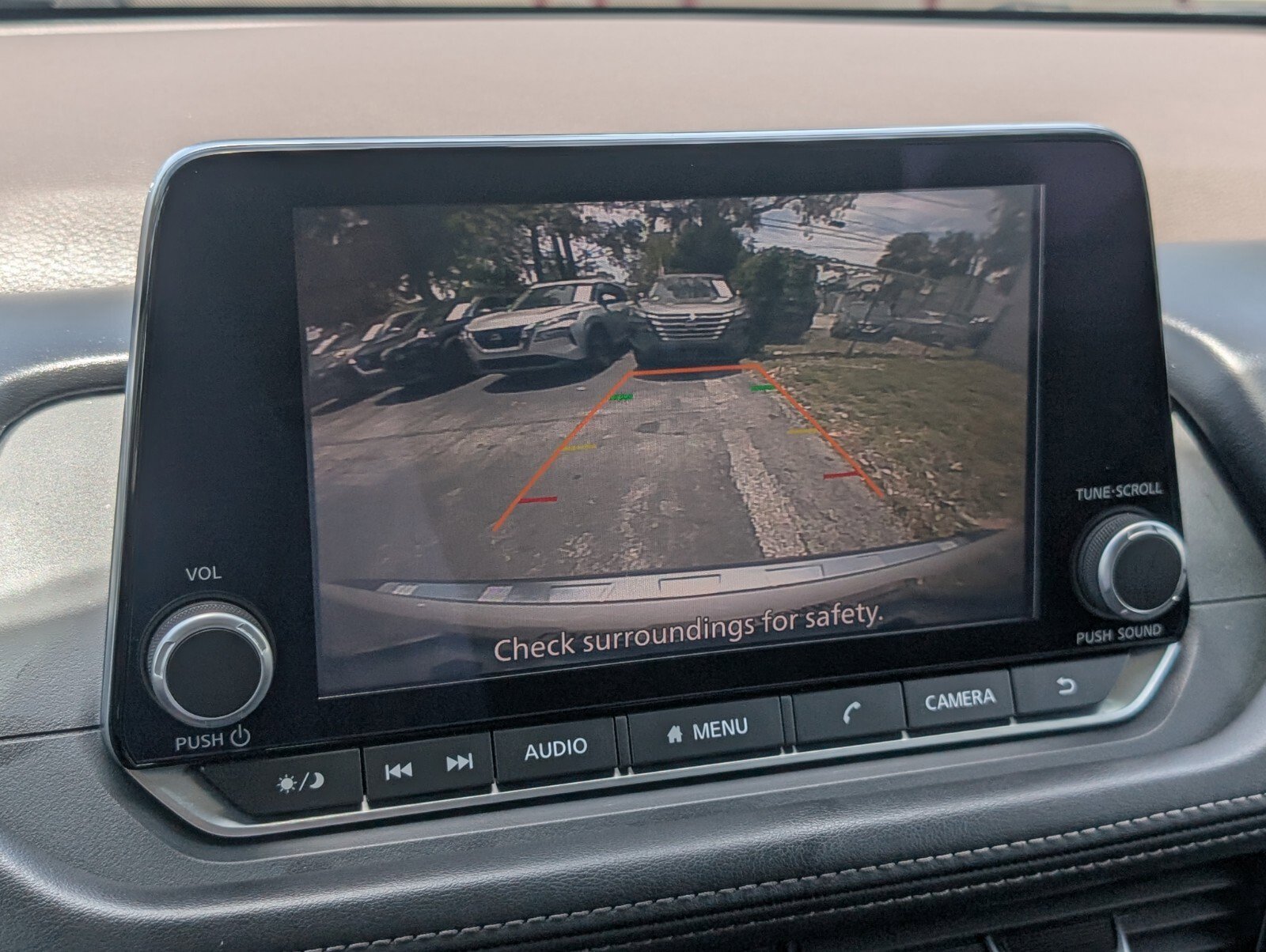 Used 2022 Nissan Rogue SV FWD image 22