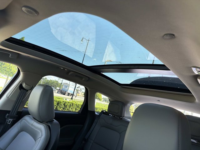 New 2026 Lincoln Corsair Premiere FWD image 31