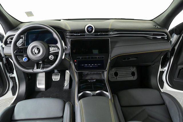 New 2026 Maserati Grecale Modena image 21