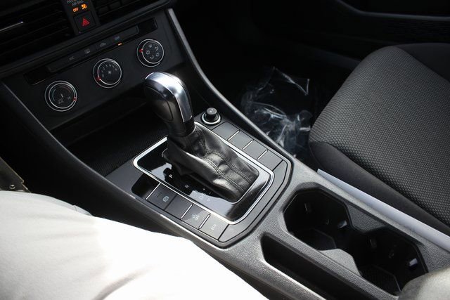Used 2019 Volkswagen Jetta S w/ Driver Assistance Package image 9