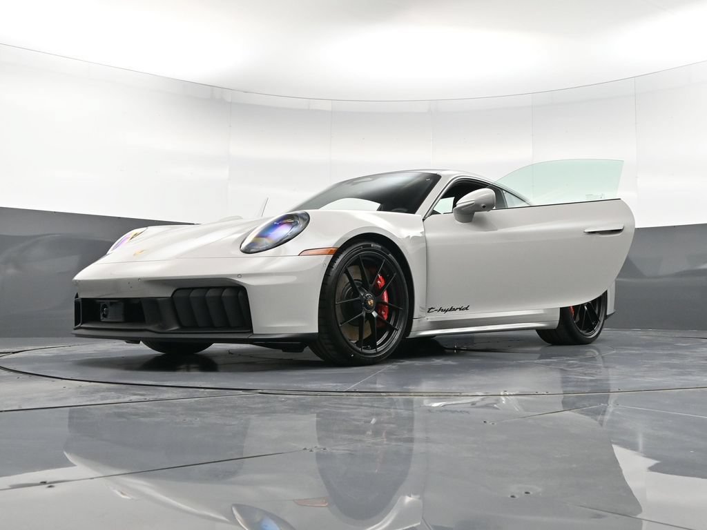 New 2026 Porsche 911 Carrera GTS RWD image 37