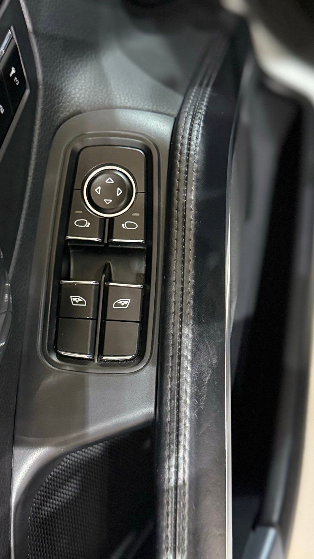 Used 2014 Porsche 911 Carrera 4S image 29