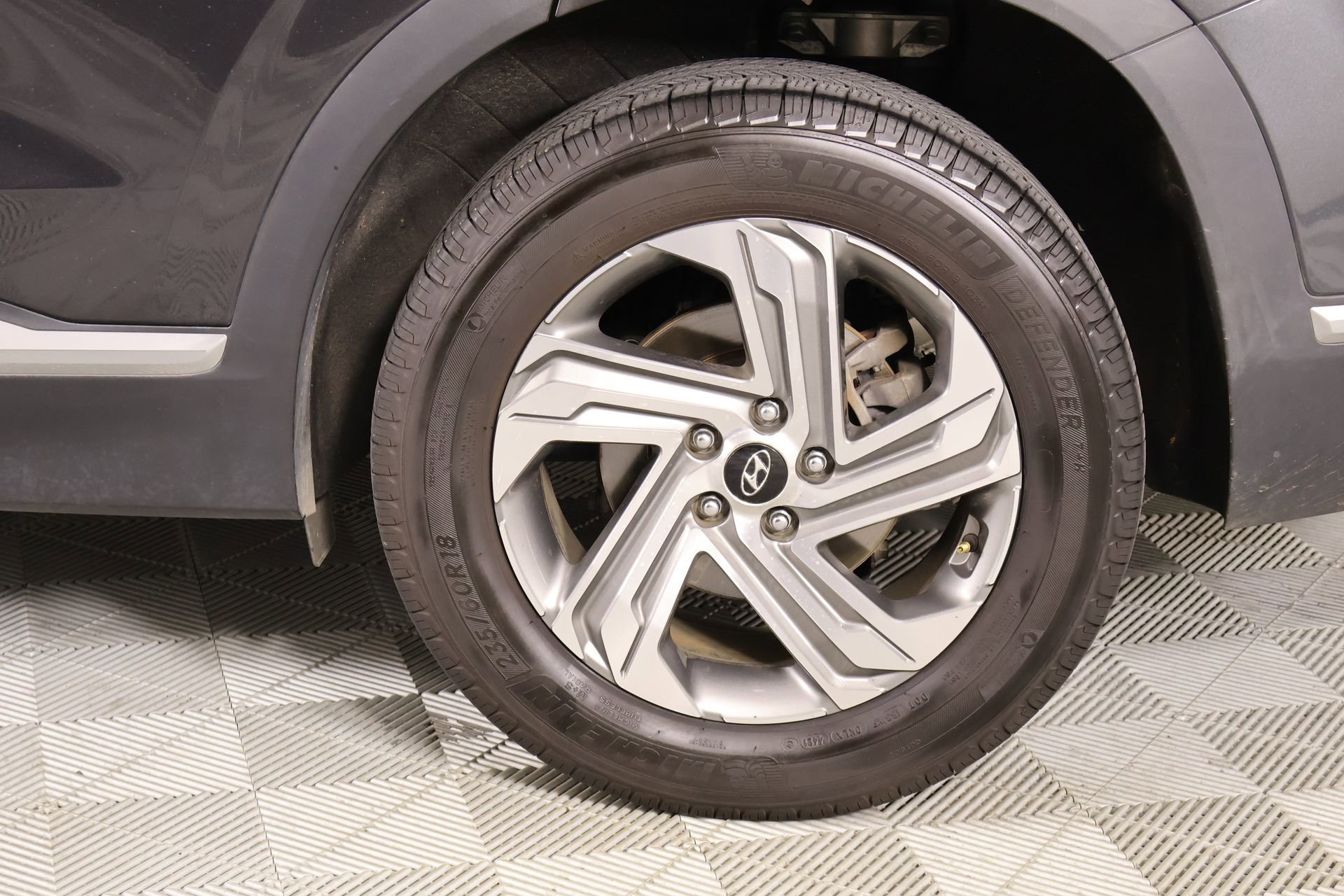 Used 2021 Hyundai Santa Fe SEL w/ Convenience Package image 18