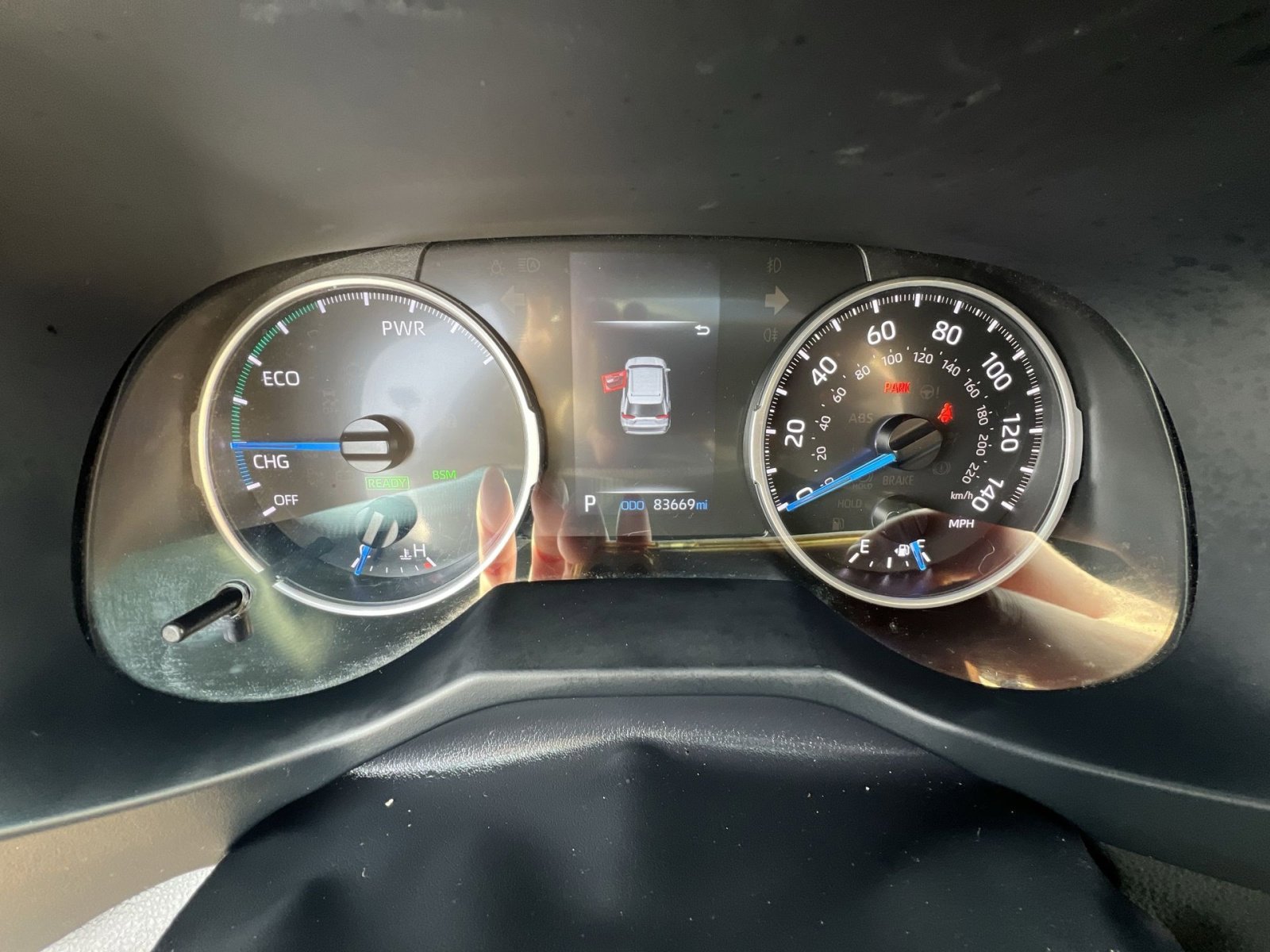 Used 2022 Toyota RAV4 SE w/ Convenience Package image 17