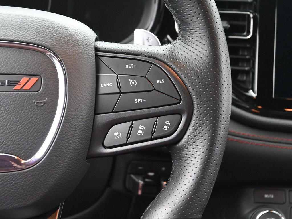 Used 2025 Dodge Durango GT image 31