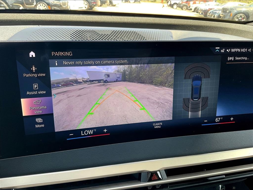 Used 2023 BMW iX xDrive50 w/ Sport Package AWD/4WD image 14