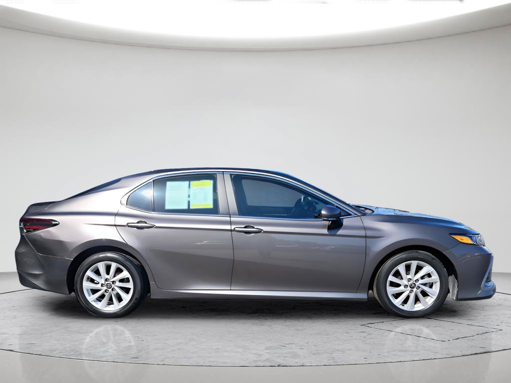 Used 2022 Toyota Camry LE w/ Convenience Package FWD image 6