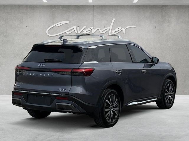 Used 2023 INFINITI QX60 Sensory w/ Cargo Package AWD/4WD image 16