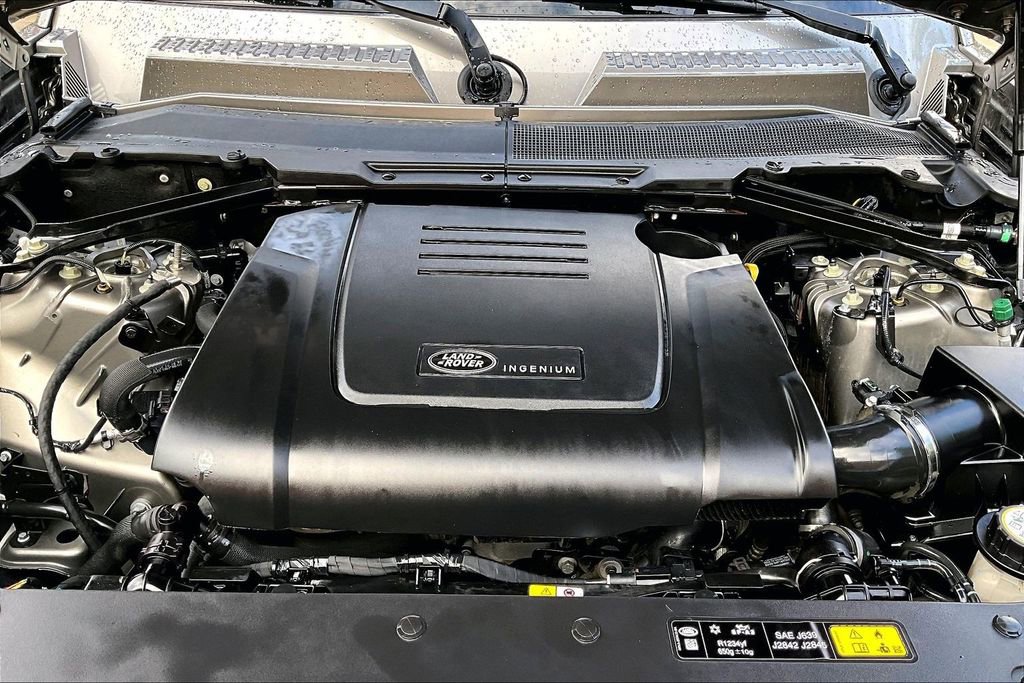 Used 2024 Land Rover Defender 110 S AWD/4WD image 13