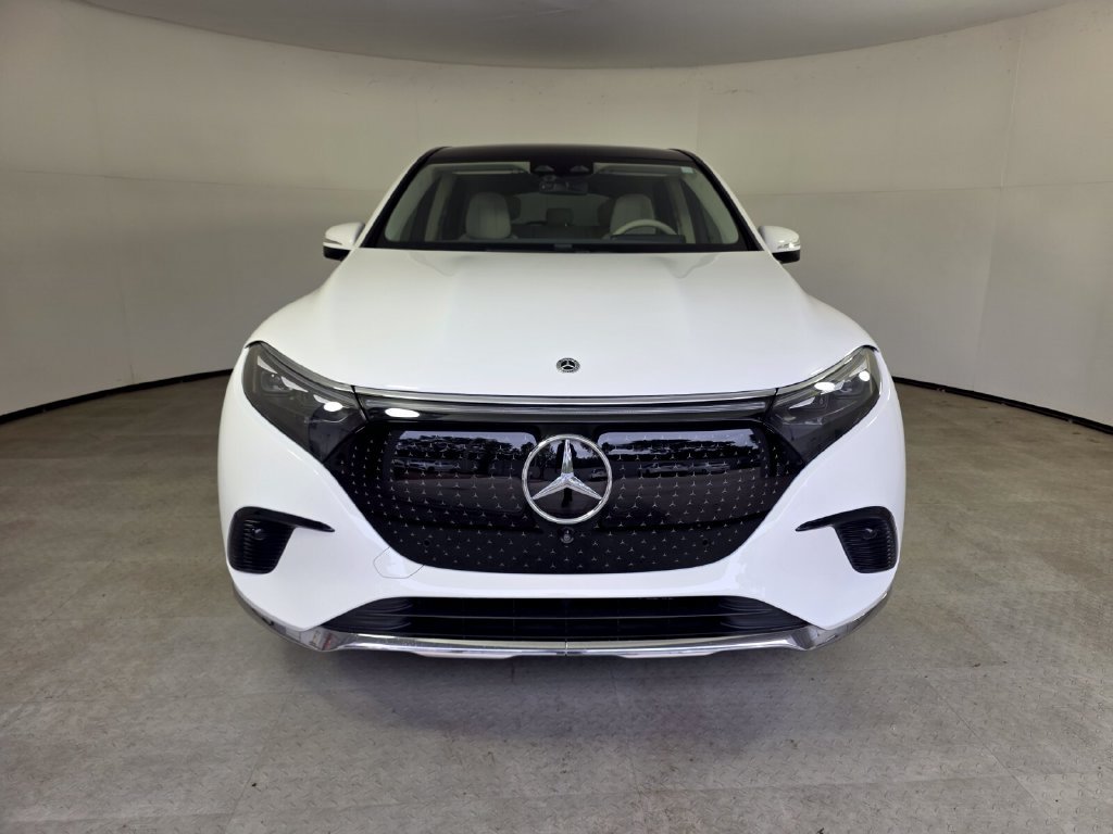 Certified 2023 Mercedes-Benz EQS 450+ SUV image 2