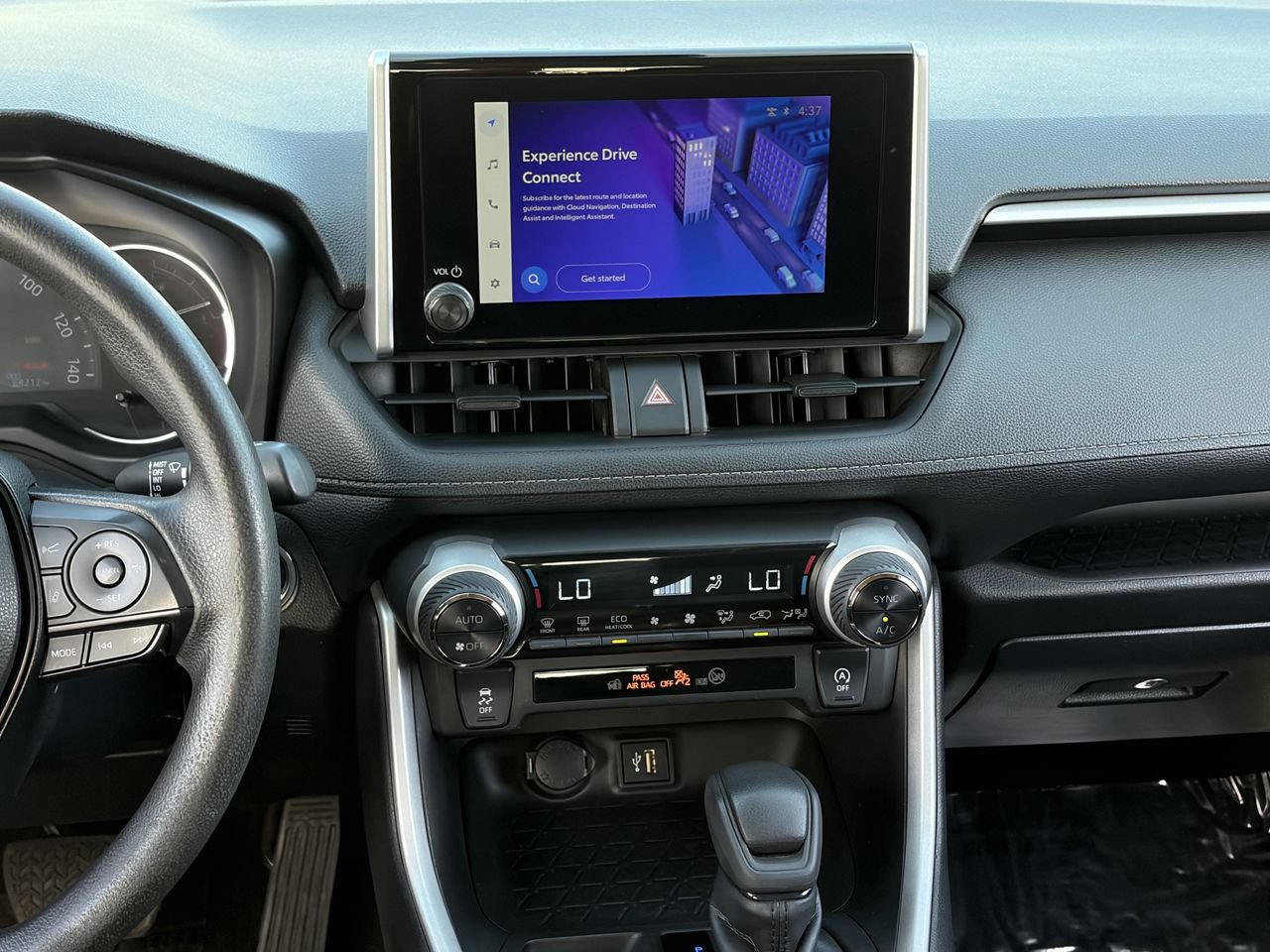Used 2023 Toyota RAV4 XLE AWD/4WD image 17