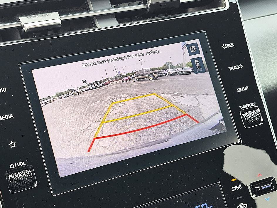 Used 2024 Hyundai Santa Cruz SEL FWD image 23