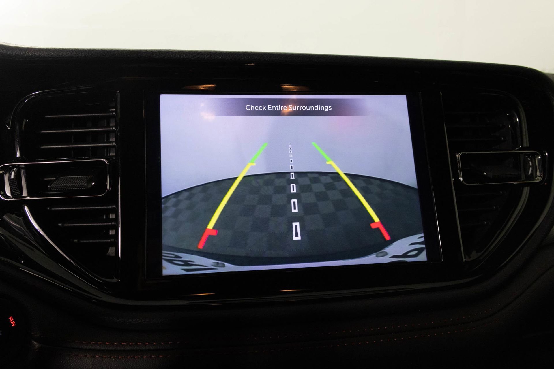 Used 2025 Dodge Durango GT AWD/4WD image 7
