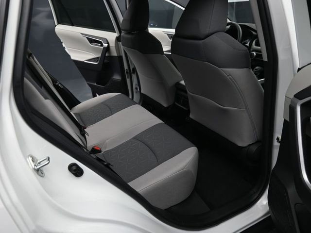 Used 2022 Toyota RAV4 XLE w/ Convenience Package image 20