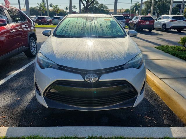 Used 2019 Toyota Corolla LE FWD image 2