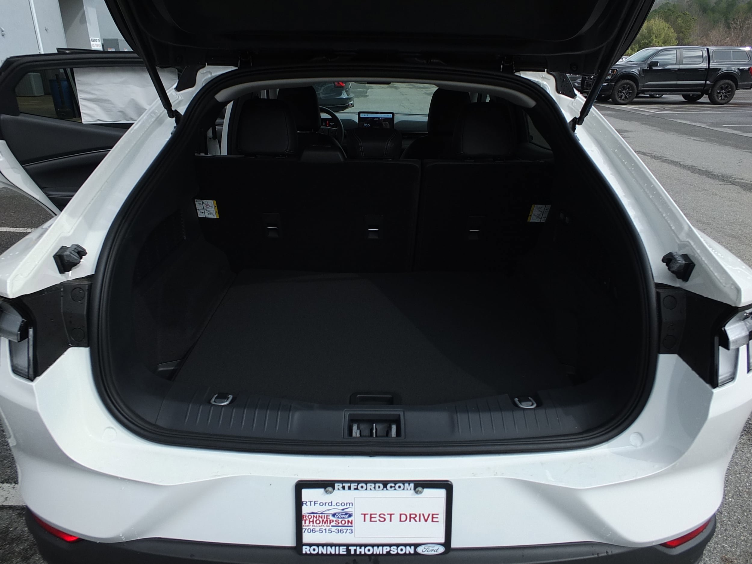 New 2026 Ford Mustang Mach-E Select RWD image 21