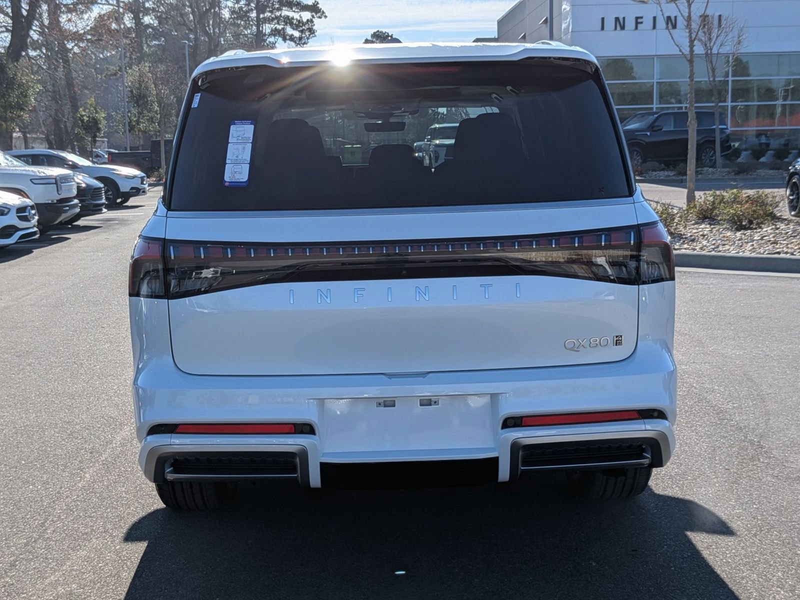 New 2026 INFINITI QX80 Luxe w/ Cargo Package image 4