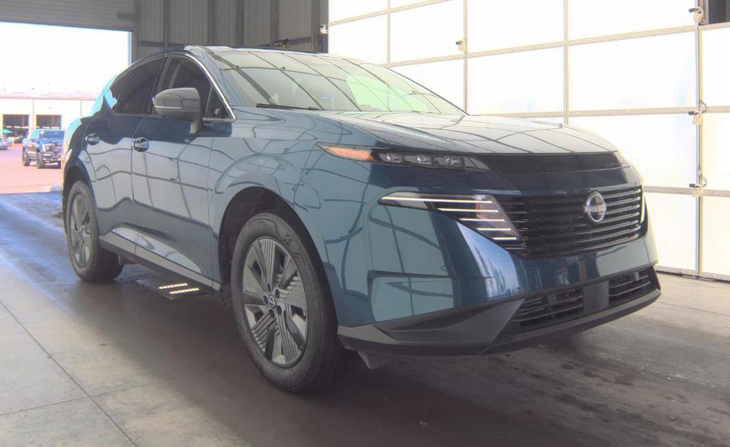 Used 2025 Nissan Murano SL w/ Cargo Package AWD/4WD image 2