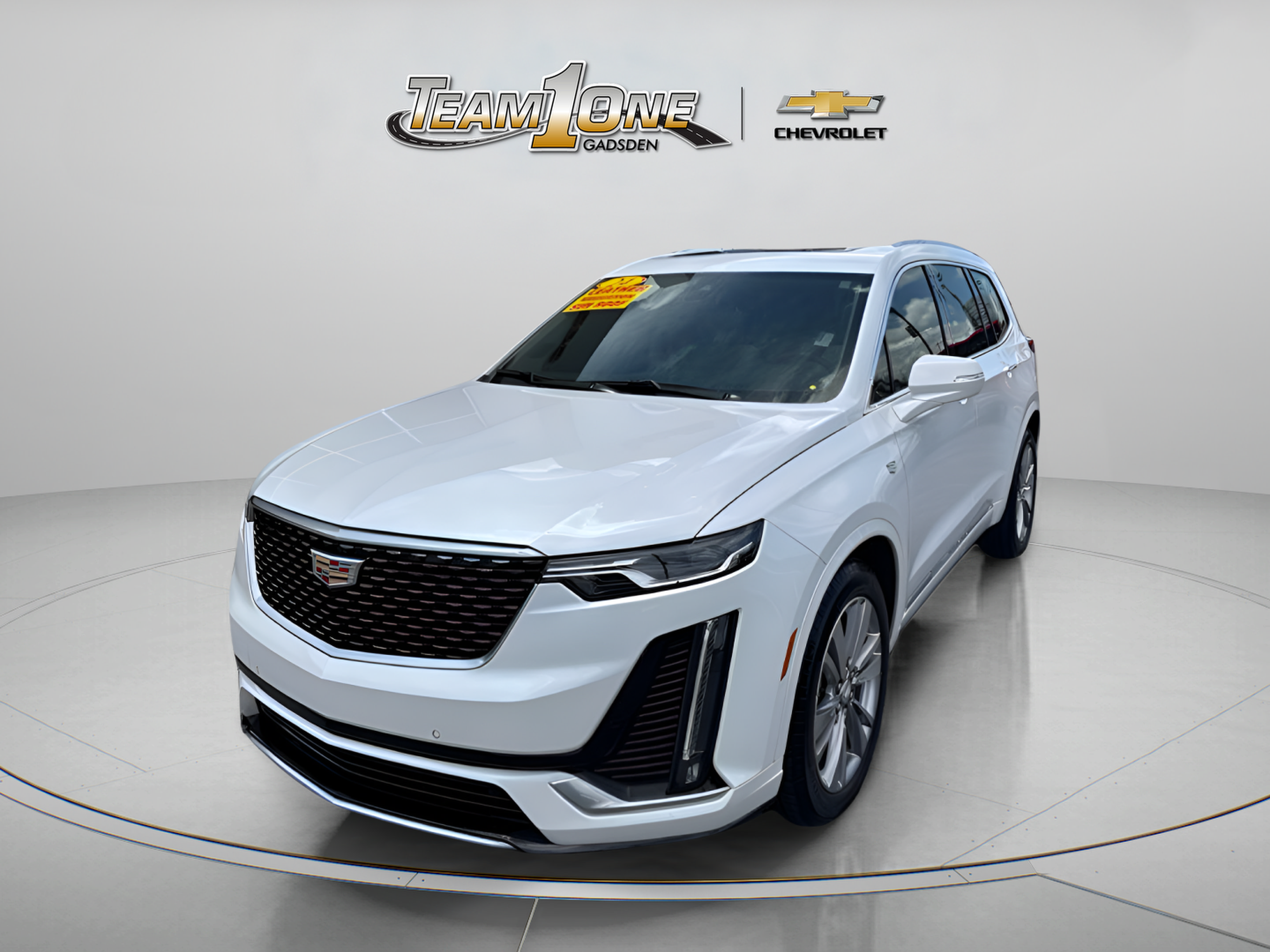 Used 2024 Cadillac XT6 Premium Luxury FWD image 5
