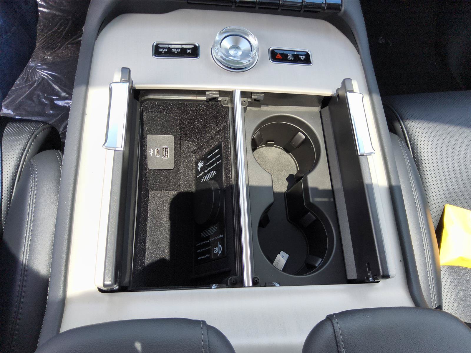 New 2027 Lincoln Navigator Reserve AWD/4WD image 17