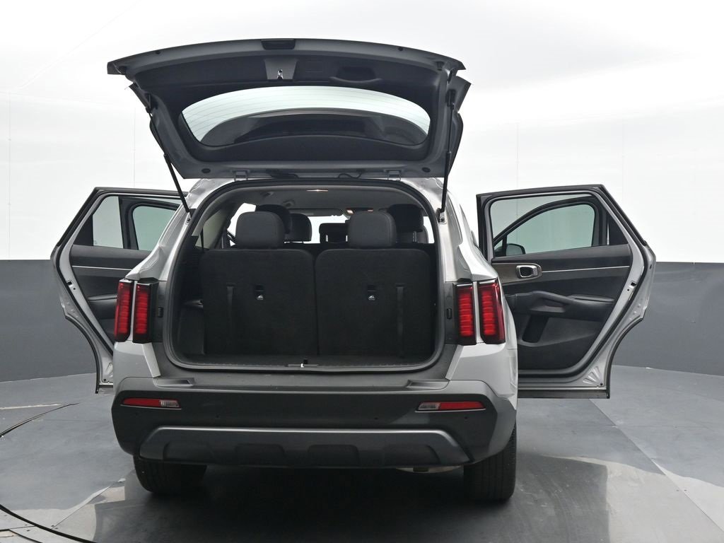 Used 2022 Kia Sorento S image 25