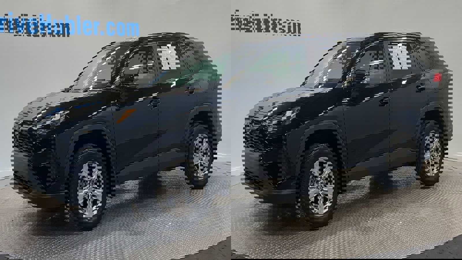 Used 2022 Toyota RAV4 XLE image 5