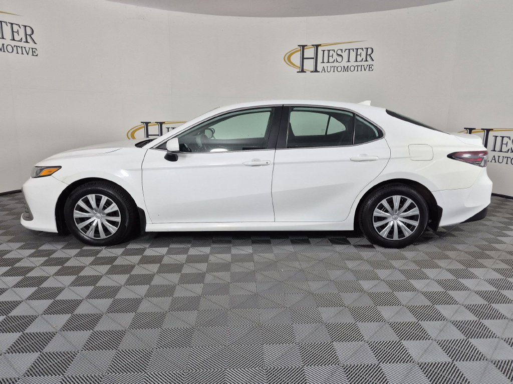 Used 2023 Toyota Camry LE FWD image 8