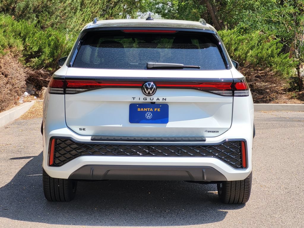 New 2026 Volkswagen Tiguan SE R-Line AWD/4WD image 5