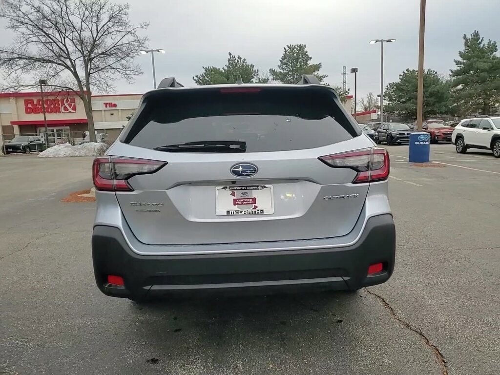 Certified 2024 Subaru Outback Premium image 5