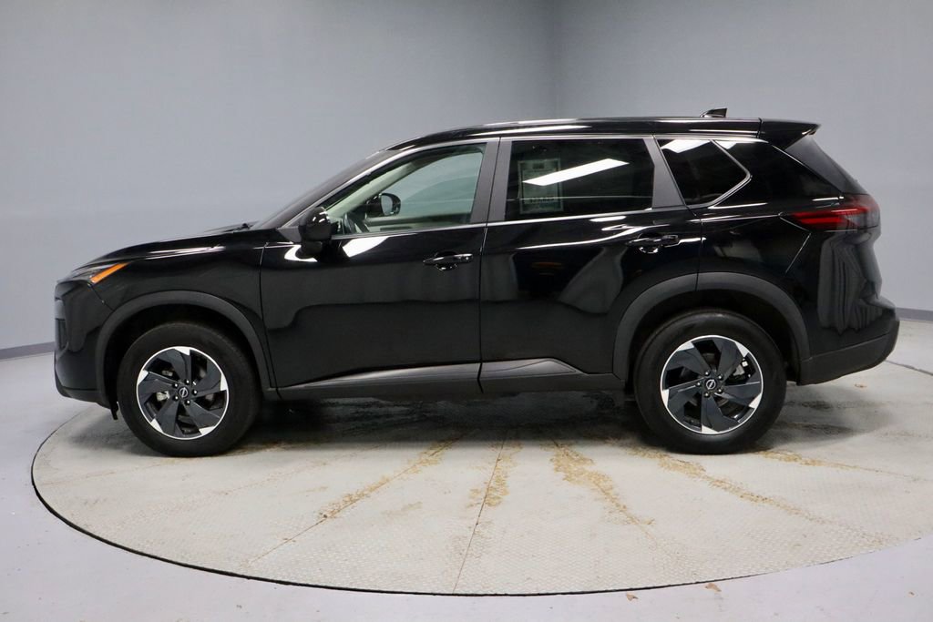 Certified 2025 Nissan Rogue SV AWD/4WD image 7