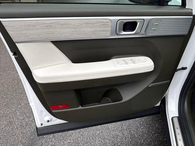 Certified 2025 Hyundai Santa Fe Calligraphy image 10