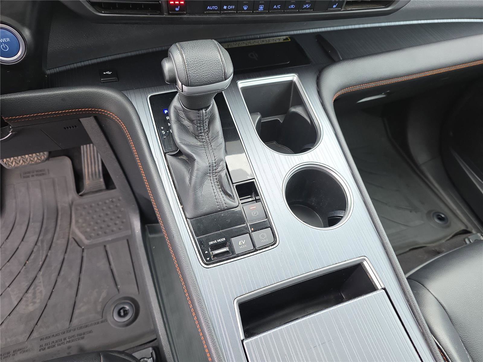 Used 2021 Toyota Sienna XSE w/ XSE Plus Package image 23