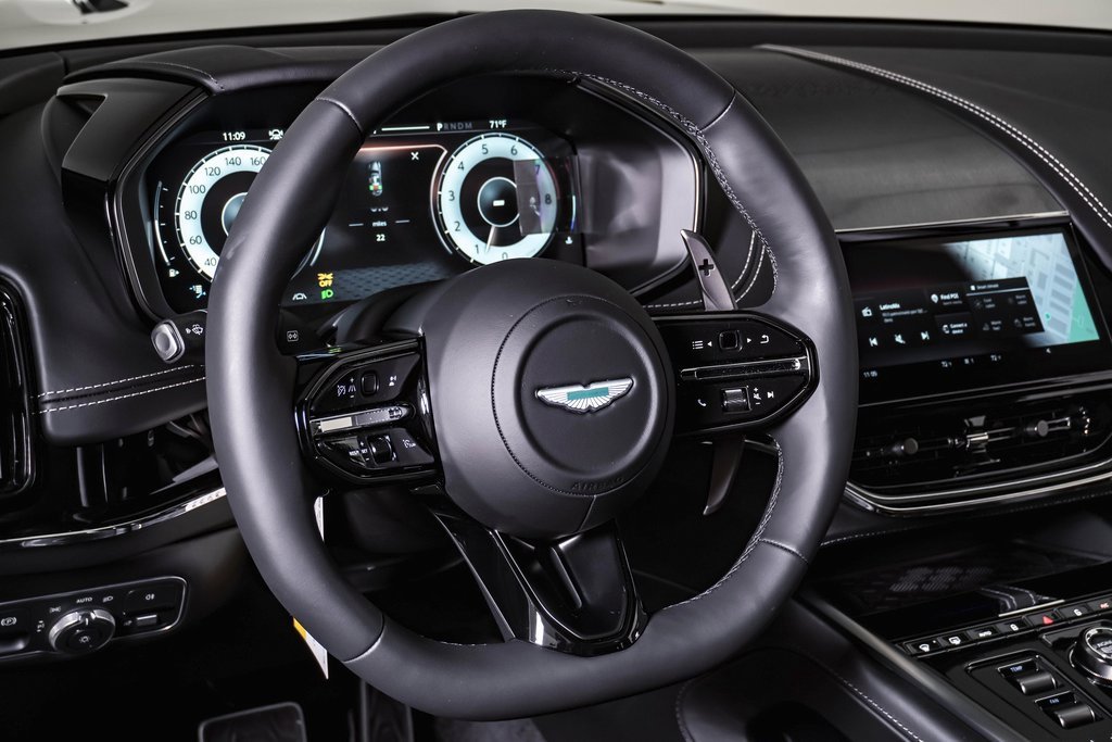 New 2025 Aston Martin DBX 707 image 21
