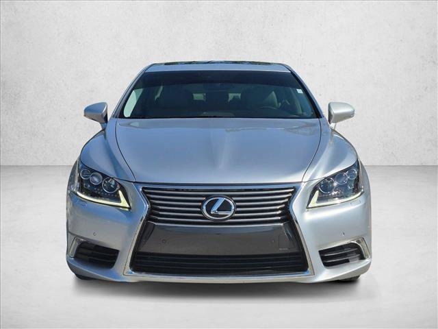 Used 2015 Lexus LS 460 w/ Comfort Package RWD image 2