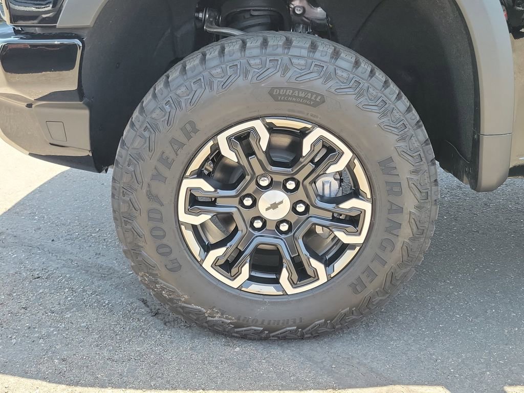 New 2026 Chevrolet Silverado 1500 ZR2 AWD/4WD image 29