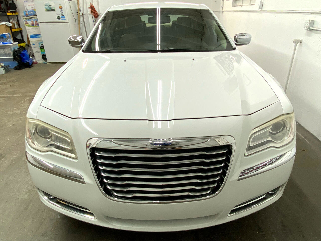 Used 2011 Chrysler 300 Limited w/ Luxury Group image 10