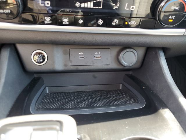 Used 2023 Nissan Rogue SV FWD image 21