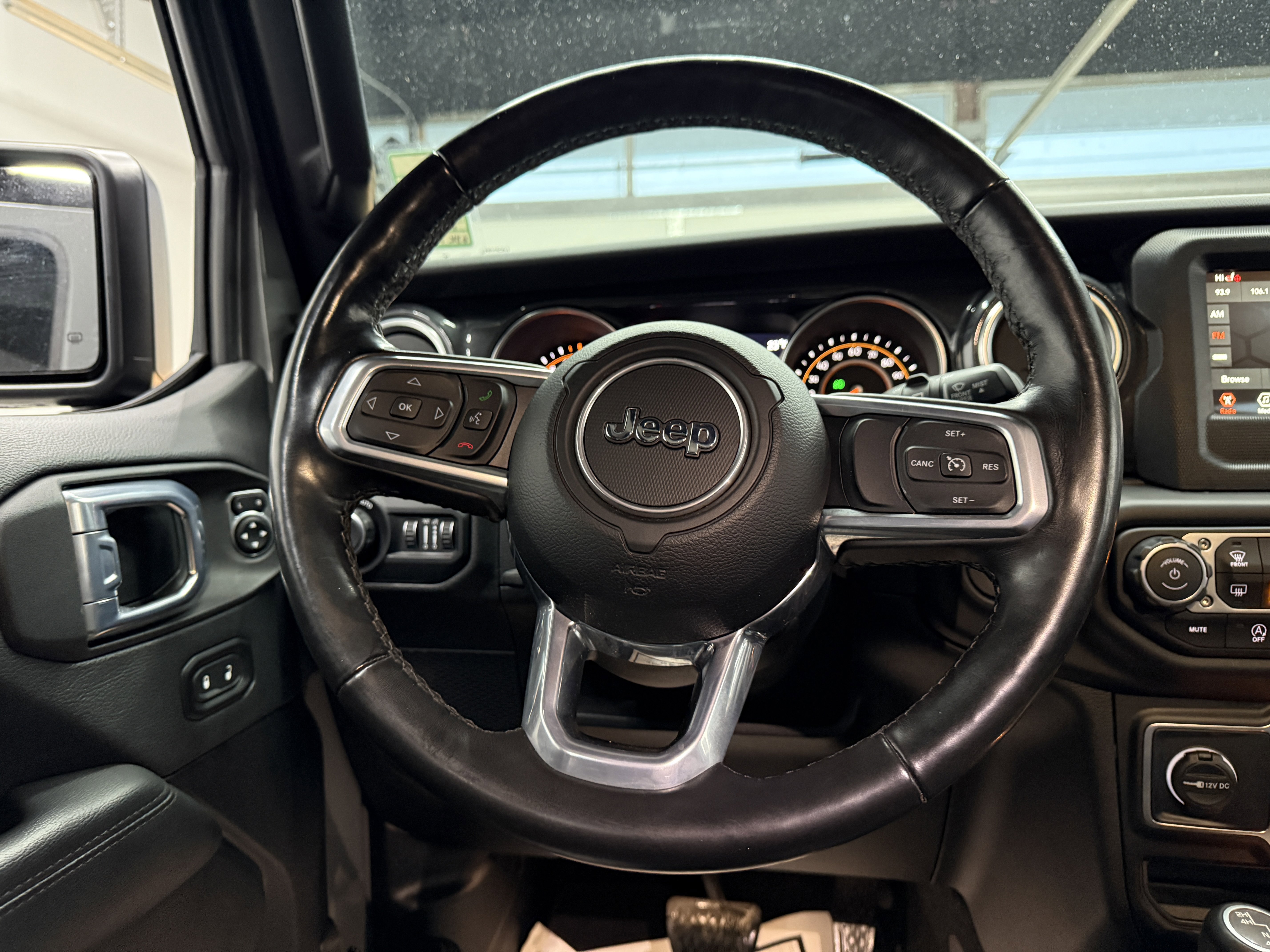 Used 2021 Jeep Wrangler Unlimited Sahara image 13