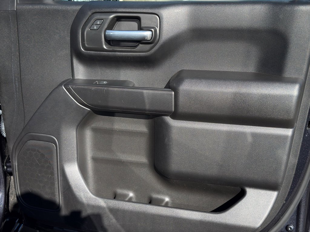 Used 2023 Chevrolet Silverado 1500 Custom image 29