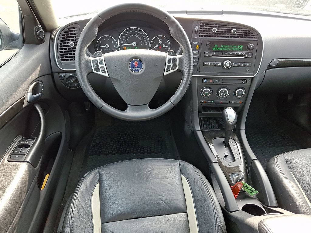 Used 2009 Saab 9-3 Aero image 4