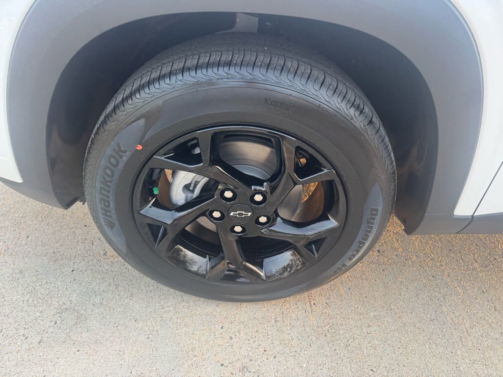 New 2026 Chevrolet Trax LT w/ Midnight Edition image 10