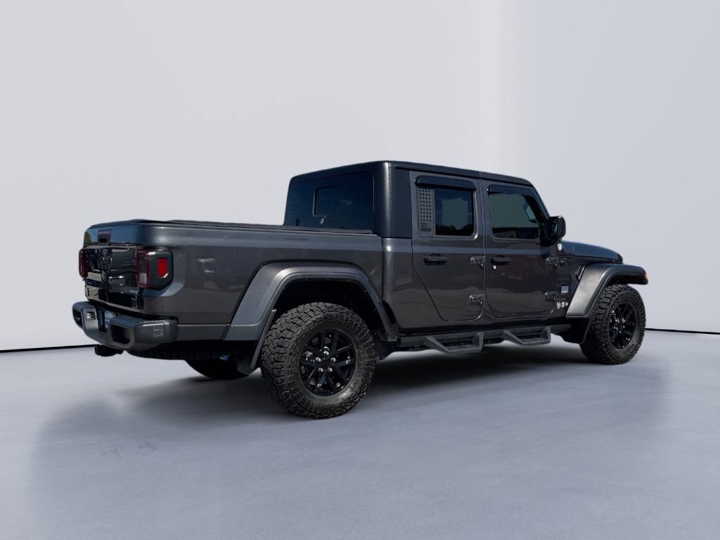 Used 2023 Jeep Gladiator Sport image 5