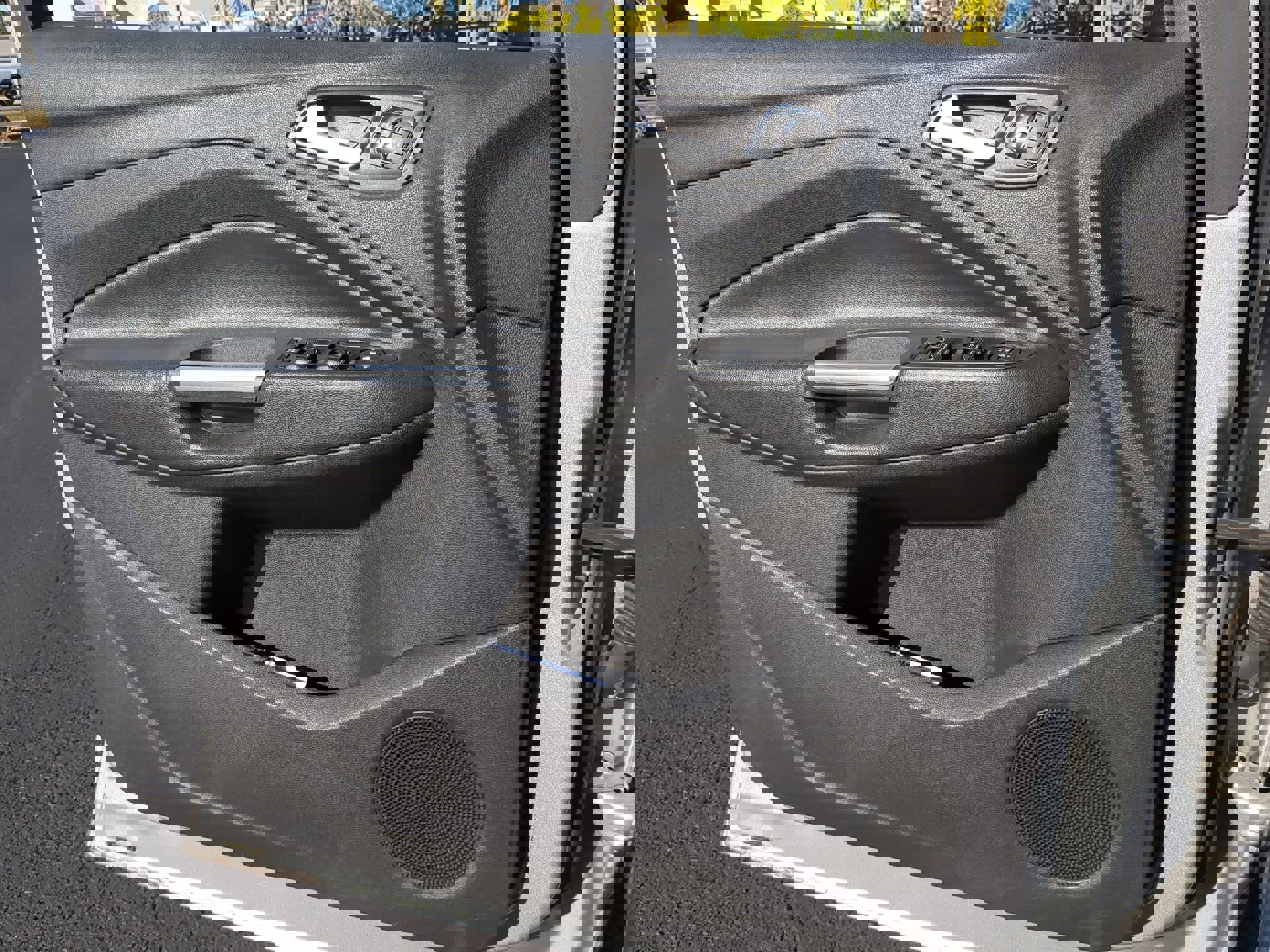 Used 2014 Ford Escape Titanium image 18