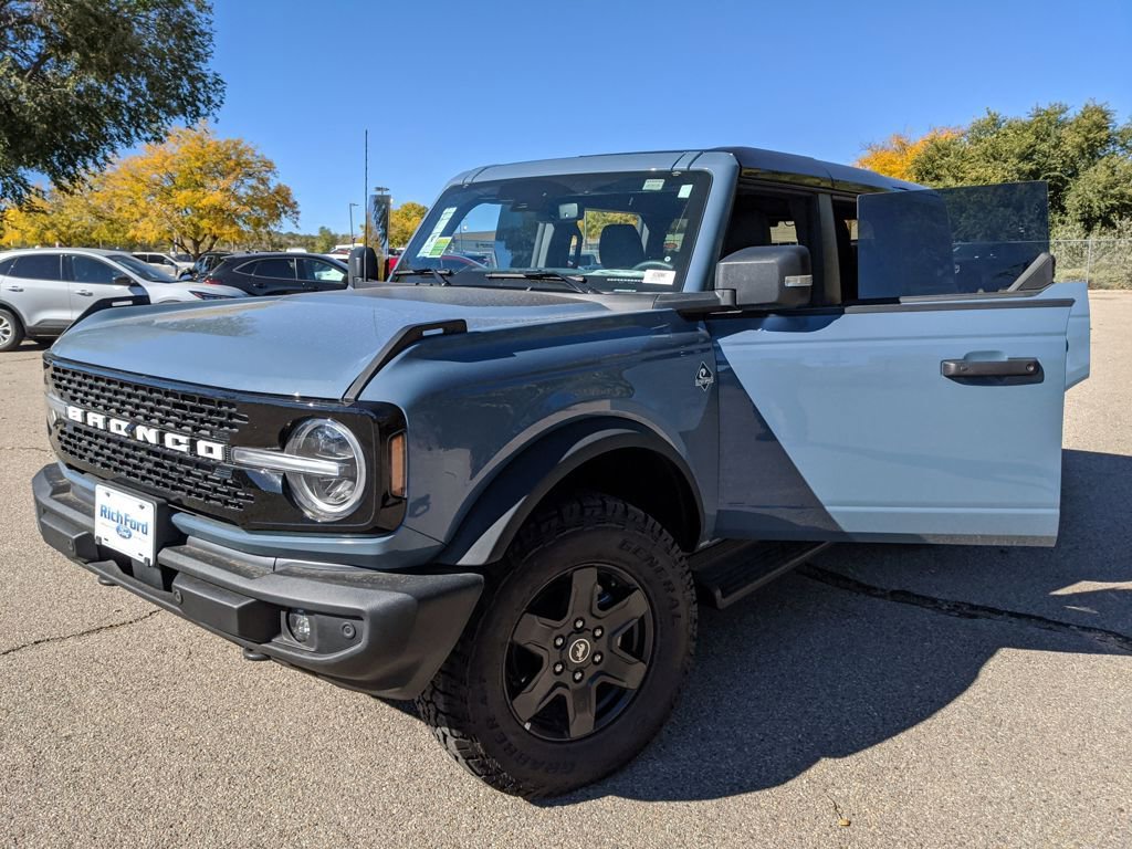 New 2025 Ford Bronco Outer Banks image 11