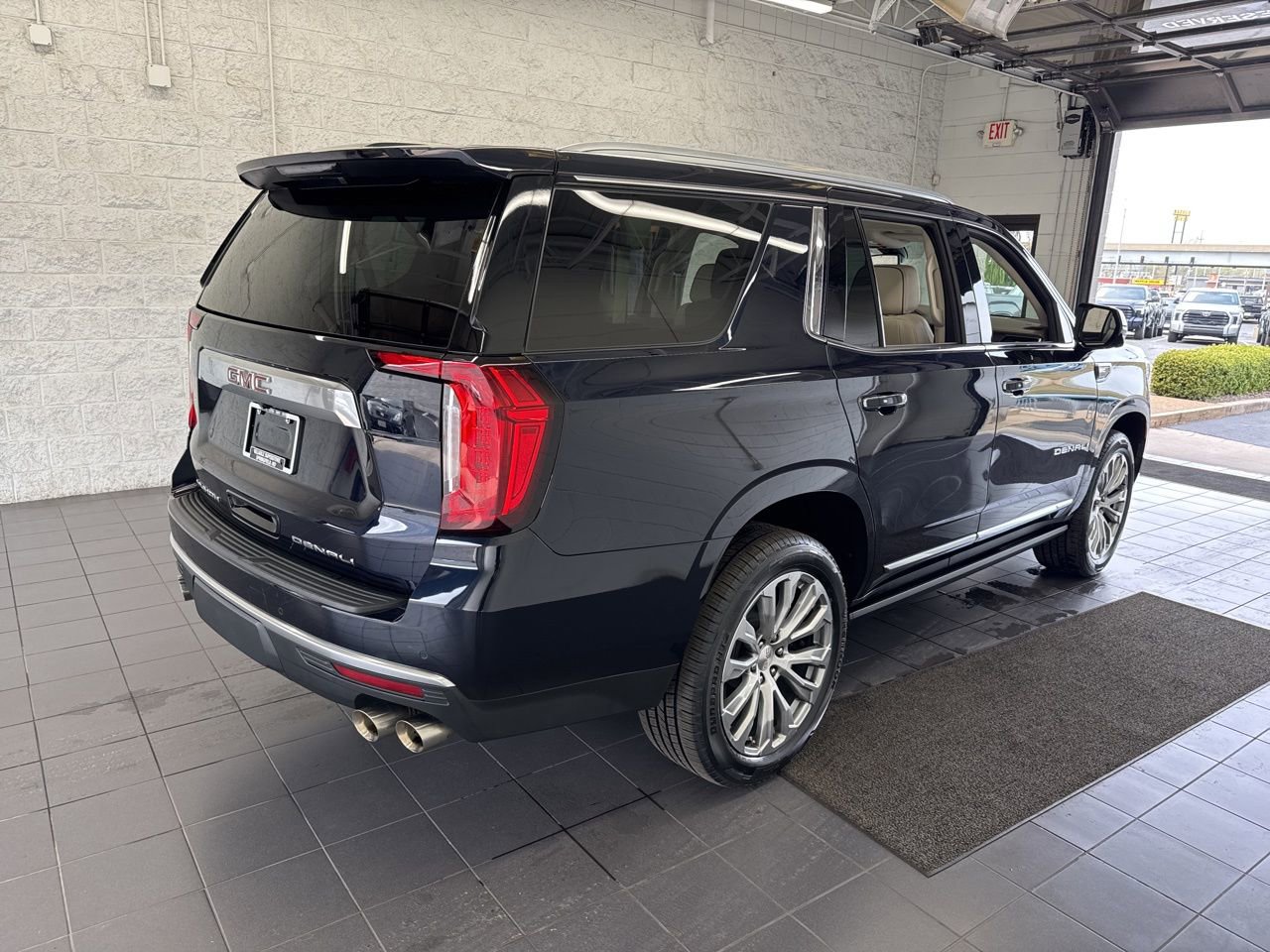 Used 2022 GMC Yukon Denali image 8
