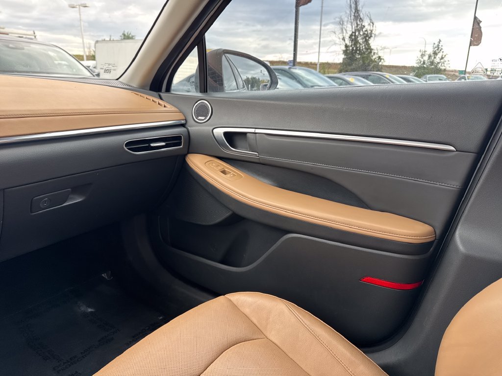Certified 2022 Hyundai Sonata Limited FWD image 45