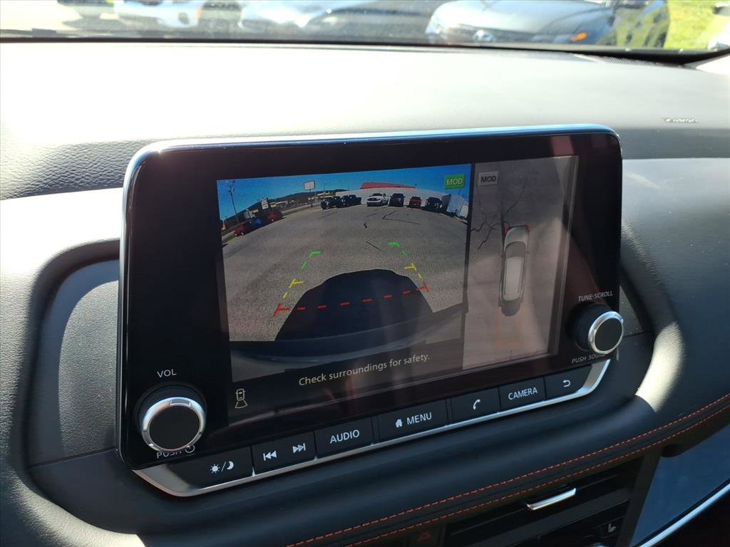 Used 2025 Nissan Rogue SV w/ Rock Creek Premium Package image 22